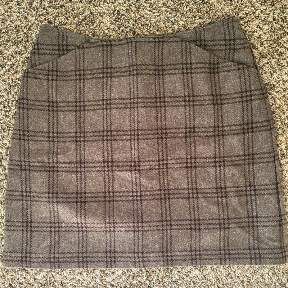 Old Navy Cute Plaid Tweed Winter/Autumn Mini Skirt